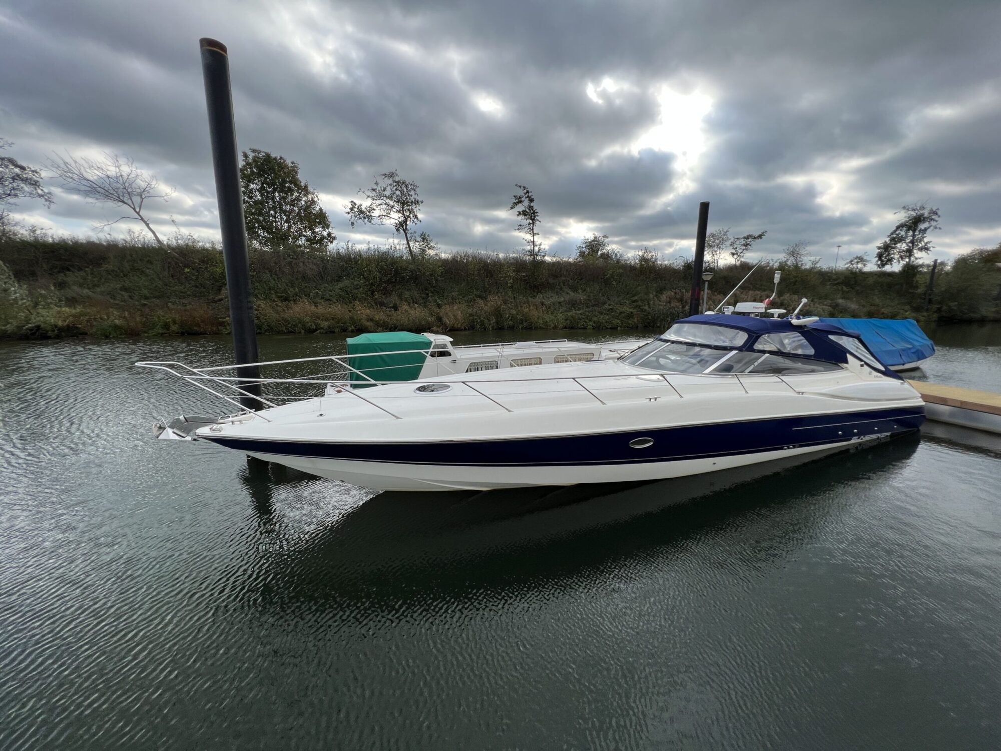 foto: 65 Sunseeker Sunseeker Superhawk 48 Cabrio