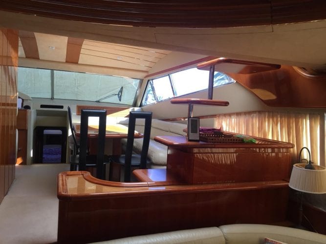 foto: 9 Ferretti  680