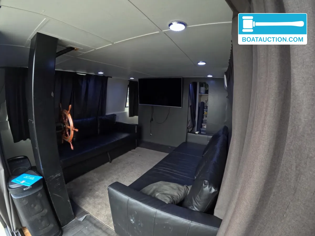 foto: 7 Loosdrecht Houseboat