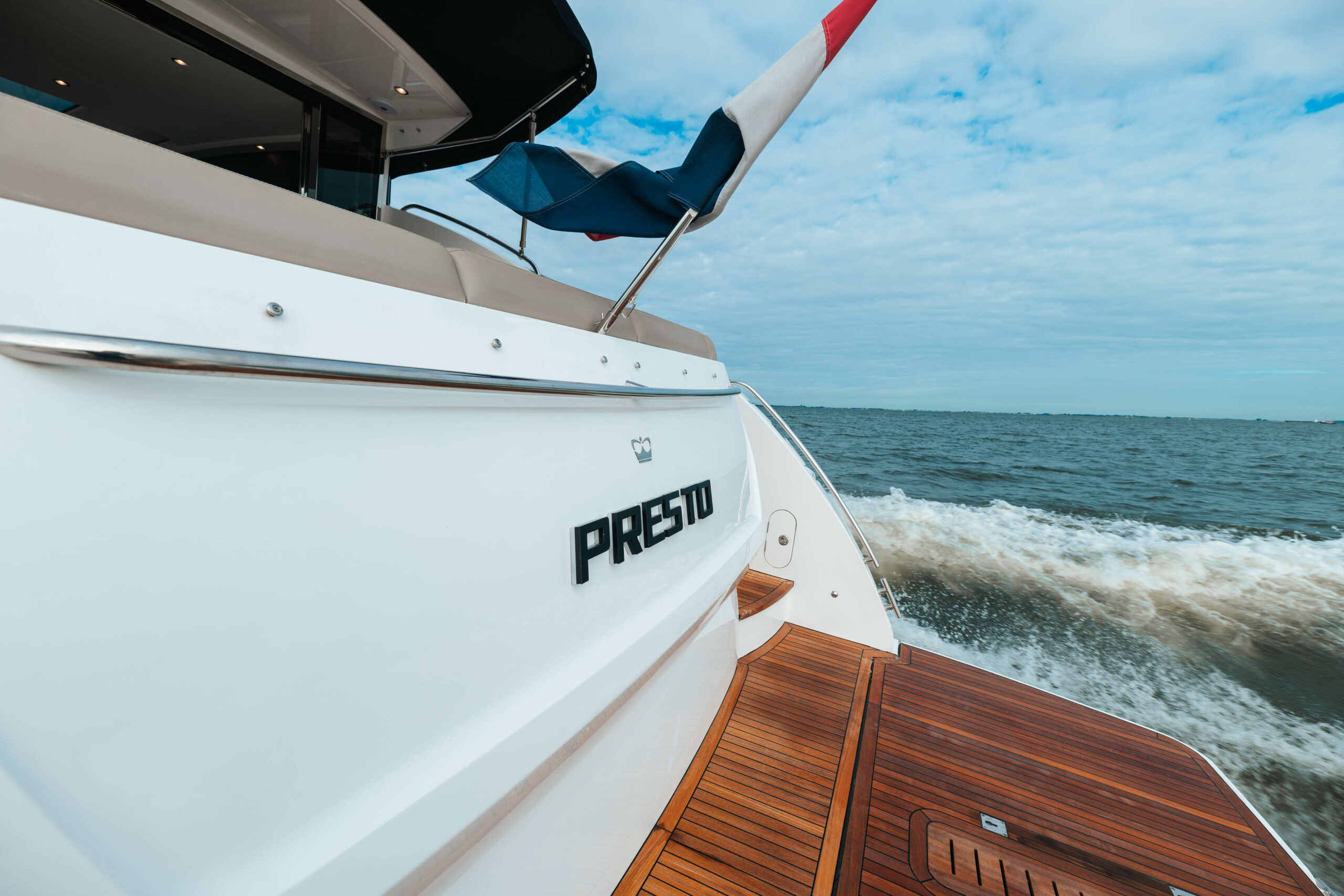 foto: 24 Princess V52