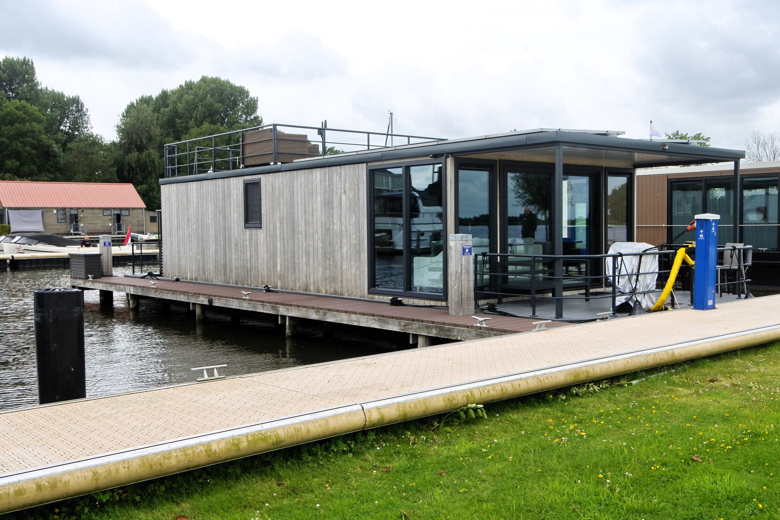 foto: 39 Castalia Met Koopligplaats 1460 X 500 Special Houseboat