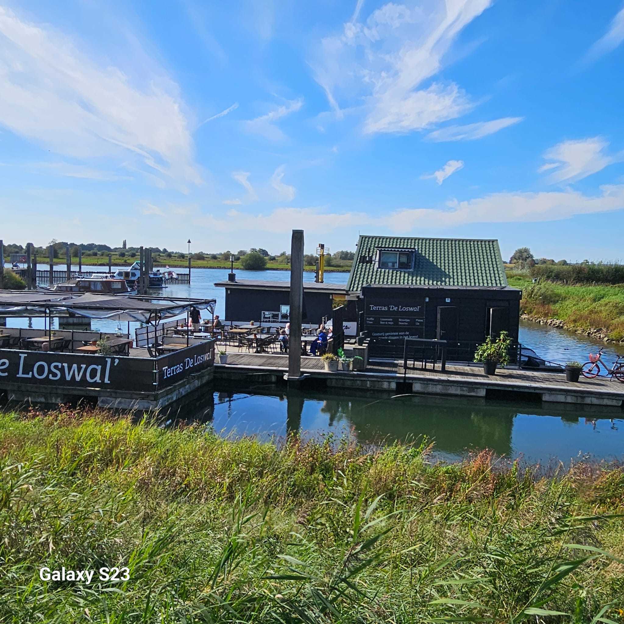foto: 10 Drijvend Restaurant Houseboat