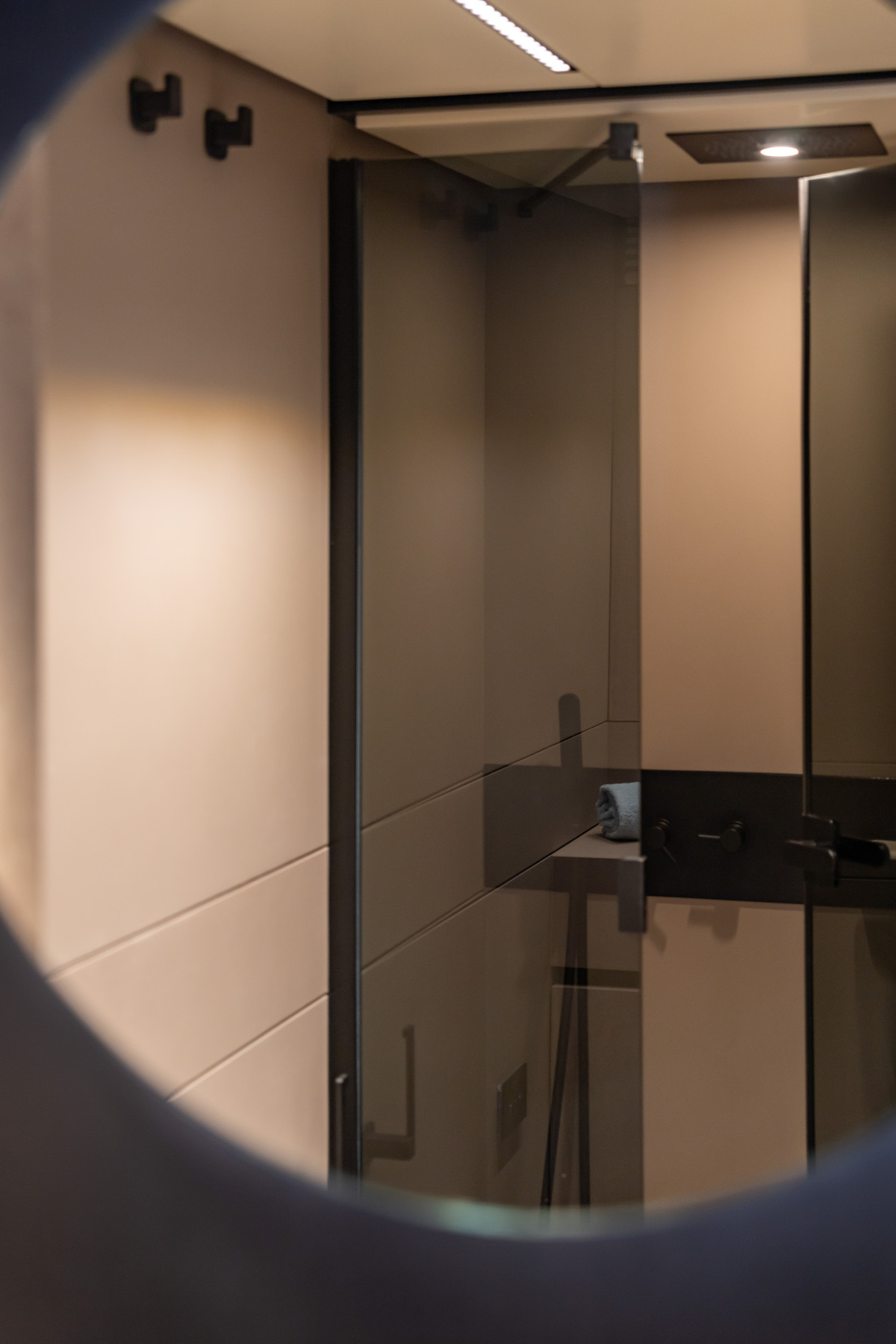 foto: 41 Van Dutch 75 - NEW