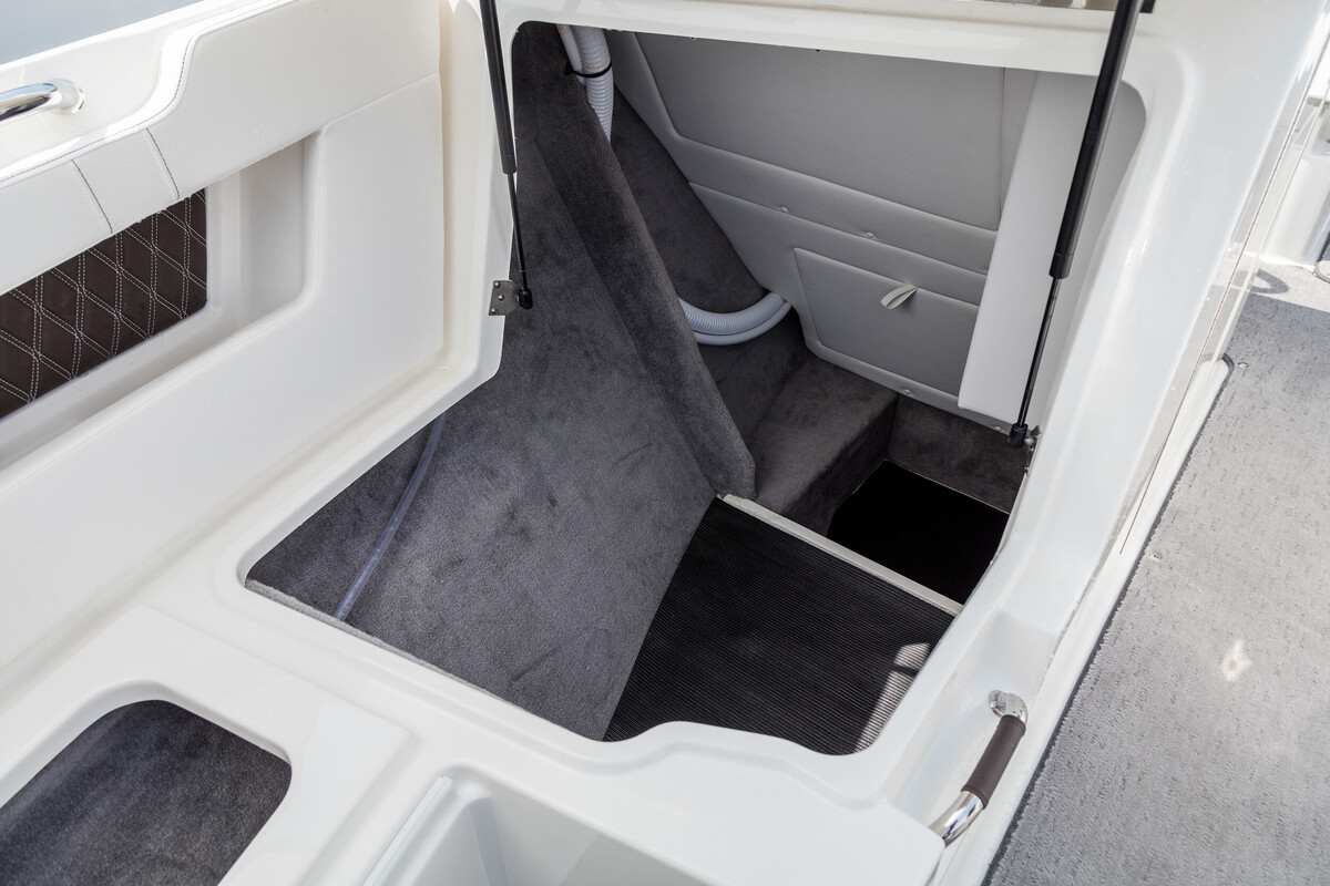 foto: 11 Sea Ray SLX 310