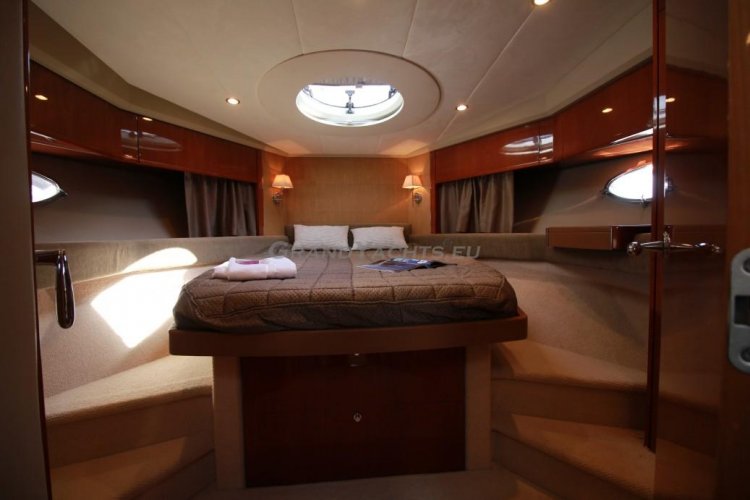 foto: 46 Princess V53