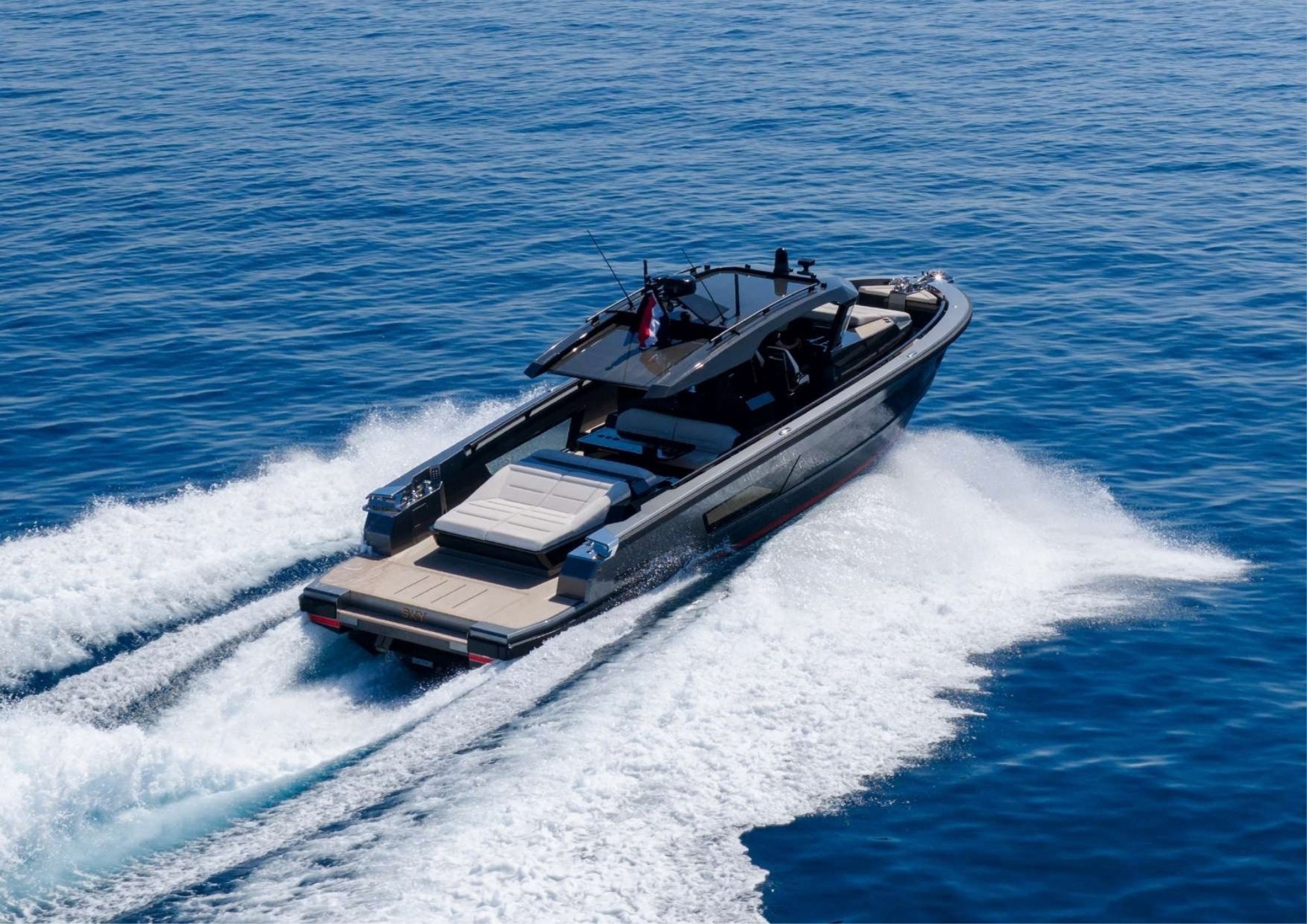 foto: 11 Stratos Yachts Dutch Build 50