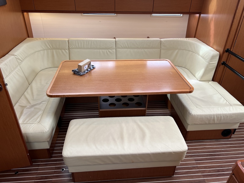 foto: 28 Bavaria Cruiser 51