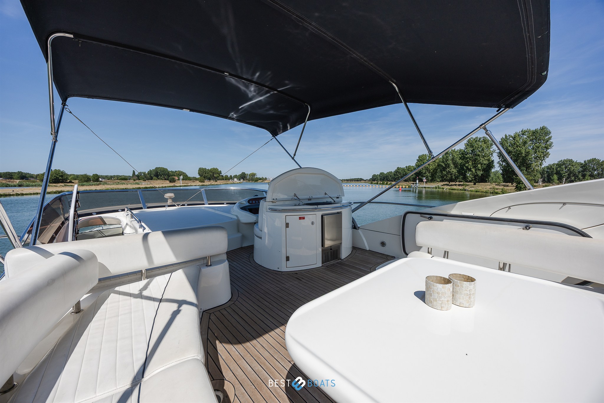 foto: 26 Sunseeker Manhattan 64