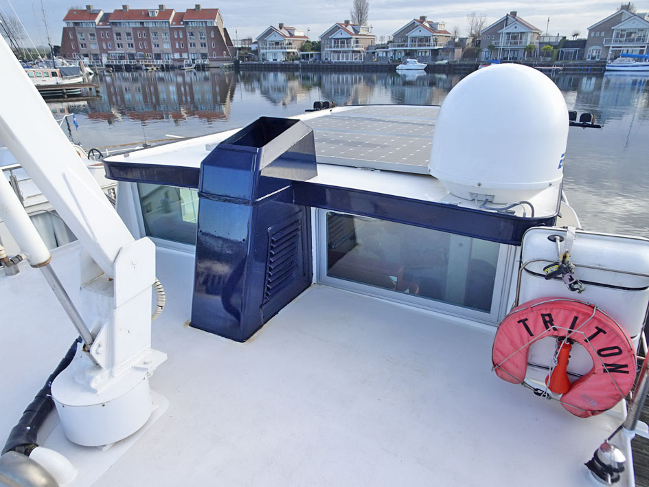 foto: 45 Trawlerjacht 48, zeegaand