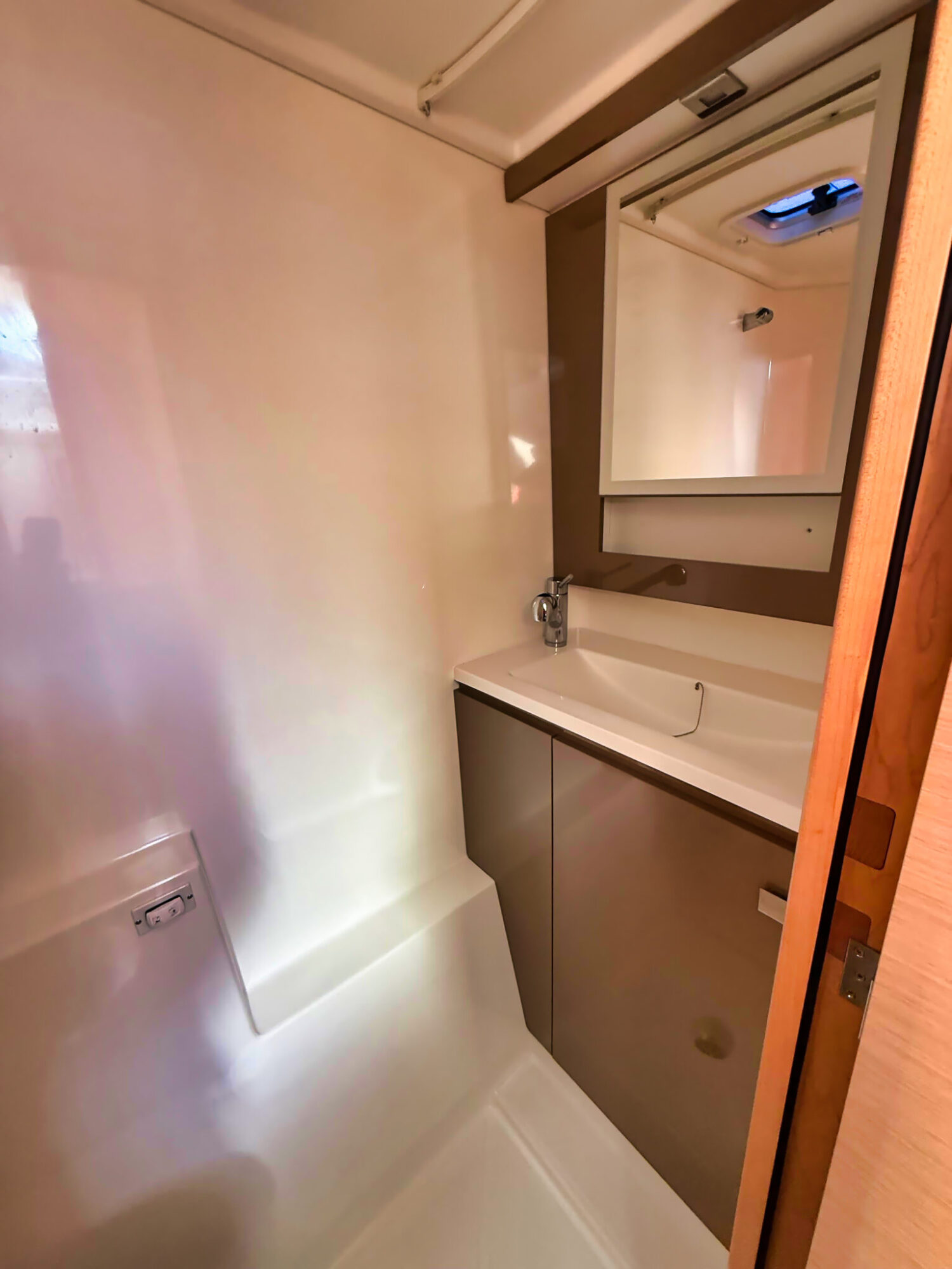 foto: 34 Fountaine Pajot Fountaine Payot Motorcatamaran MY 37