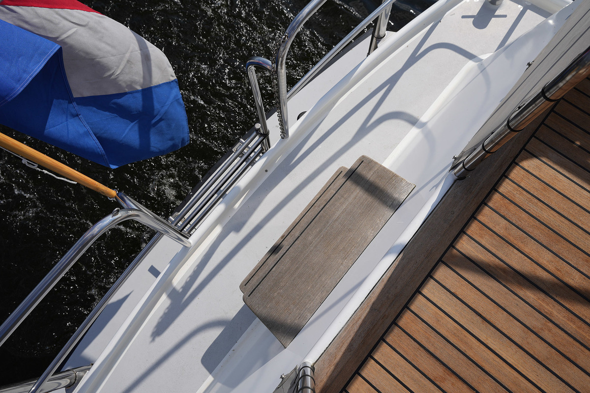 foto: 35 Hellingskip 1100 AK