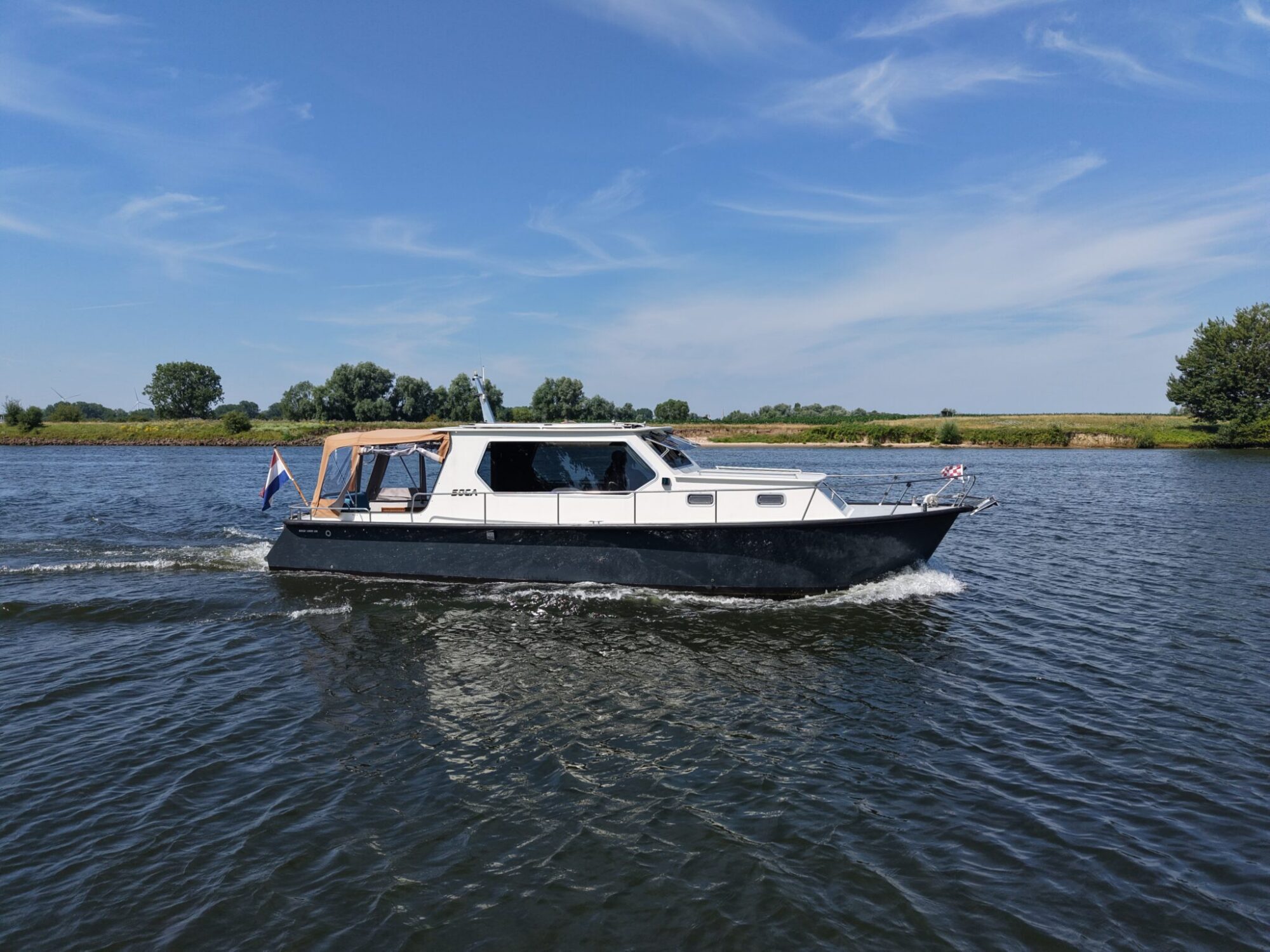 foto: 29 Bege Bege 1000 OK Spiegeldeur