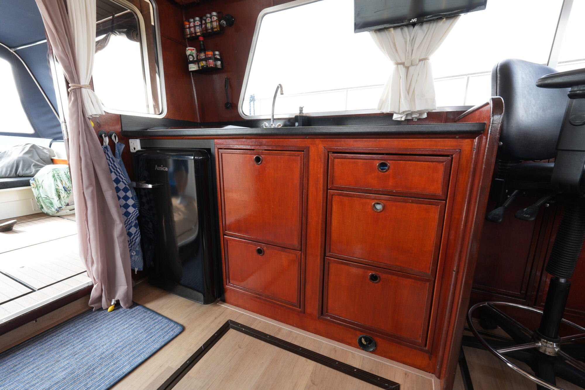 foto: 51 Barkas Barkas 11.00 OK