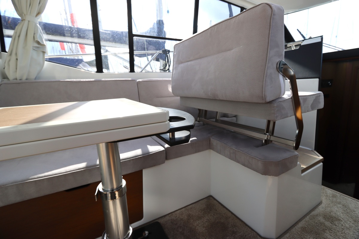 foto: 31 Jeanneau NC 33