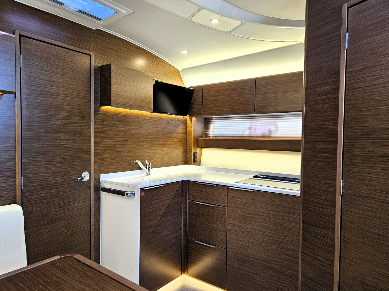 foto: 73 Bavaria S 40 HT