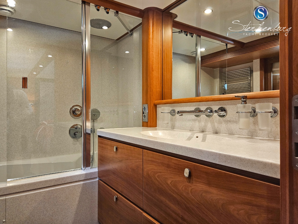 foto: 58 Valk Continental II 2300 ALU-IPS
