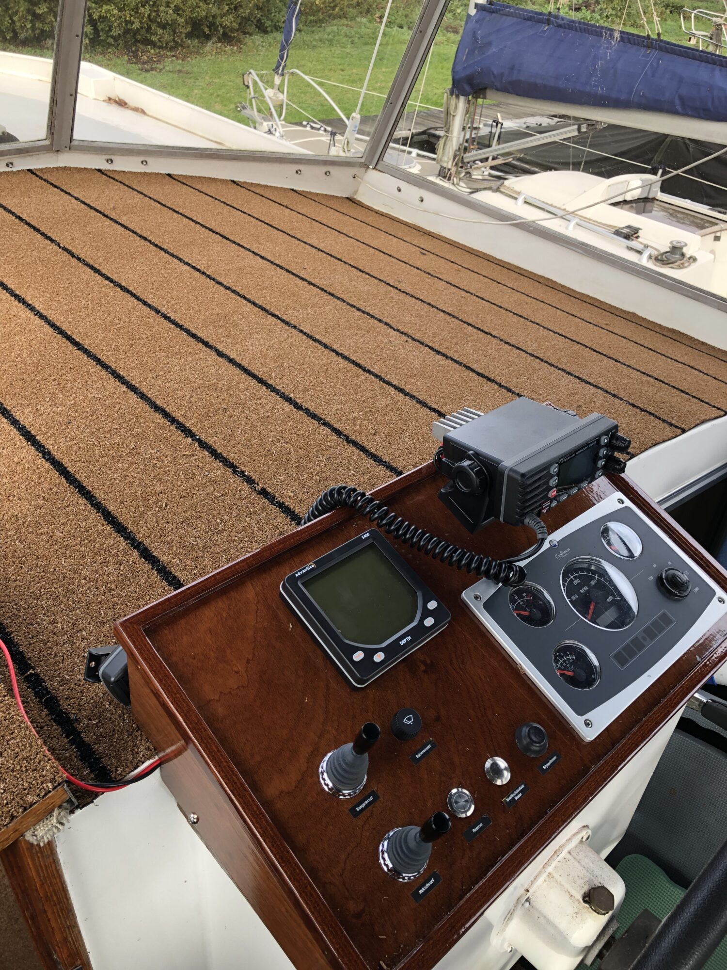 foto: 36 Crown yachts Crown Kruiser 11.90 AK Cabrio