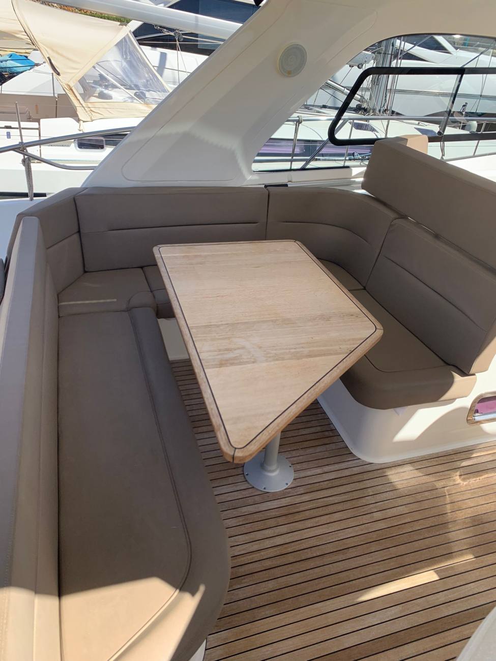 foto: 22 Bavaria 38 HT