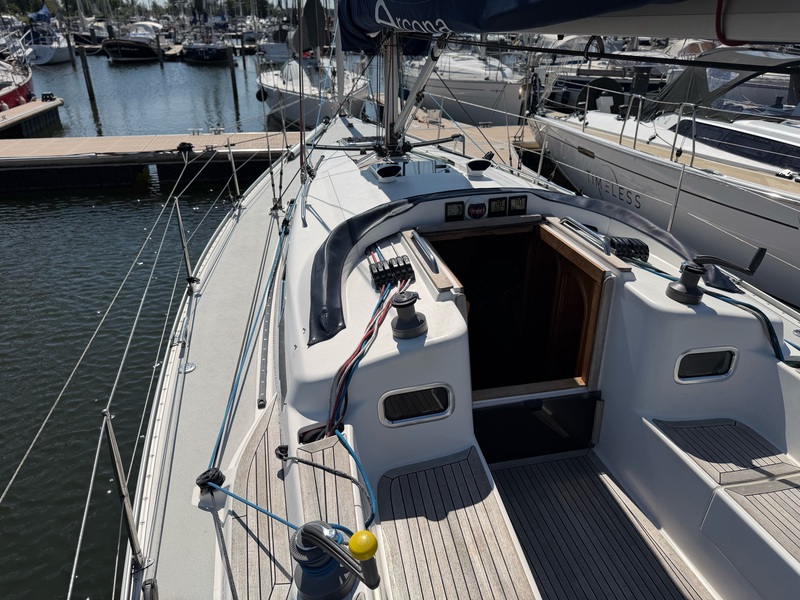 foto: 25 Arcona 370