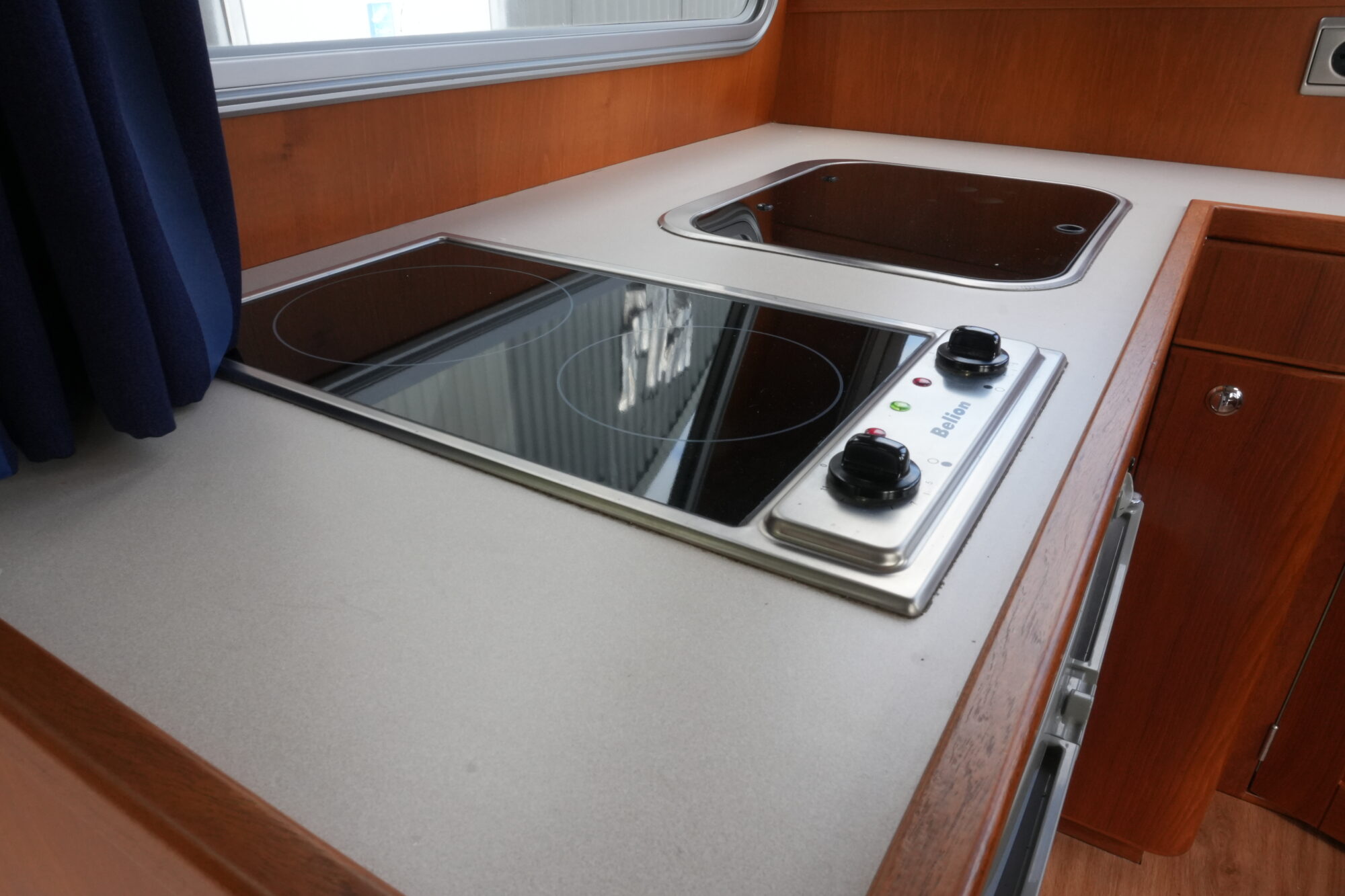 foto: 48 Casco Casco 11.00 OK Flybridge