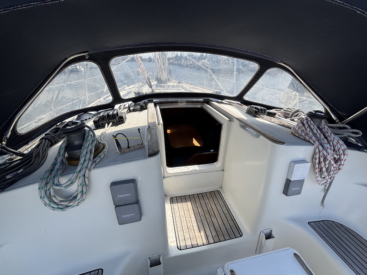 foto: 7 Jeanneau  Sun Odyssey 37.1