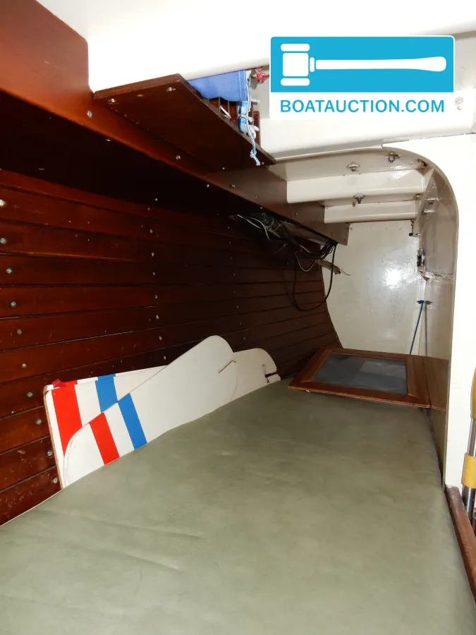 foto: 27 Frans Maas Hawk 42
