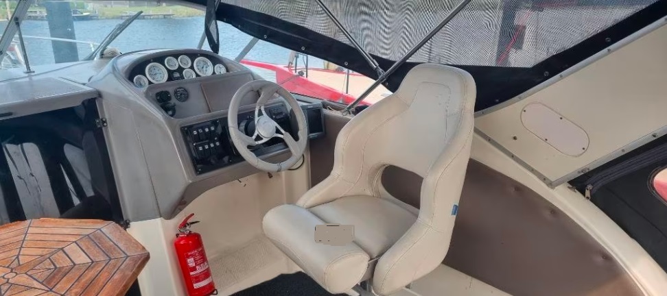 foto: 11 BAYLINER 2855