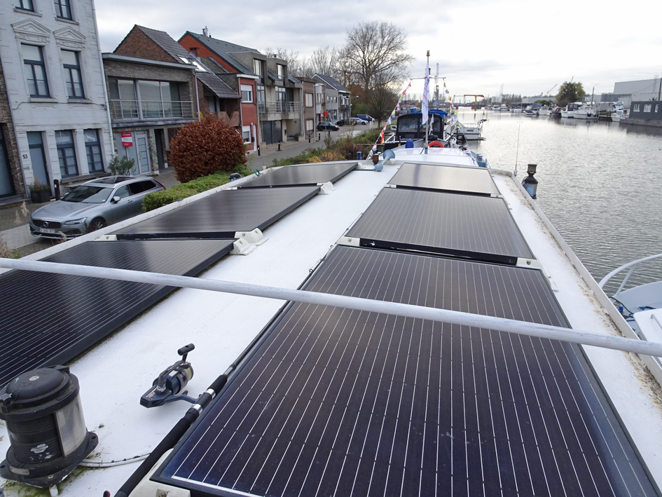 foto: 43 Luxe Motor 26.25 met UBC