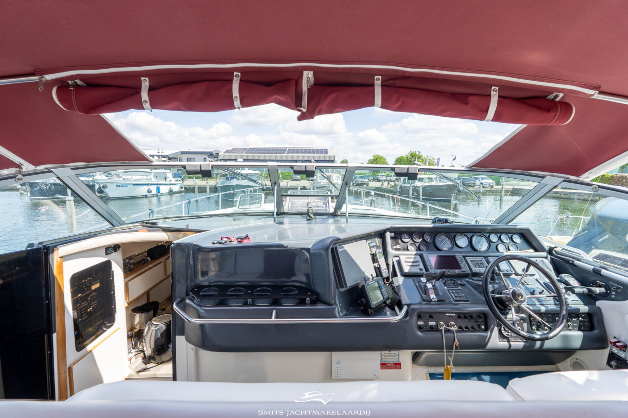 foto: 26 Sea Ray Sea Ray 370 Express Cruiser