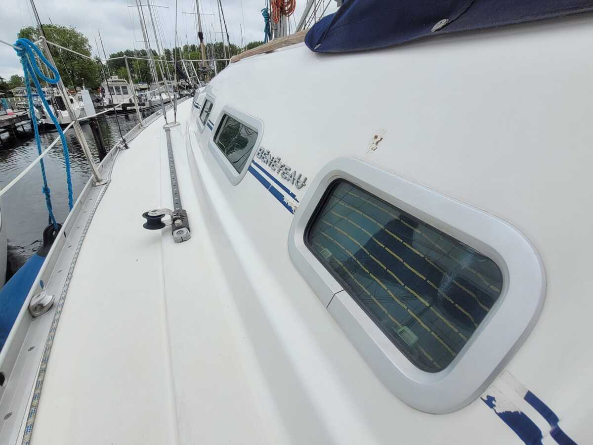 foto: 24 Beneteau Oceanis 373 Clipper