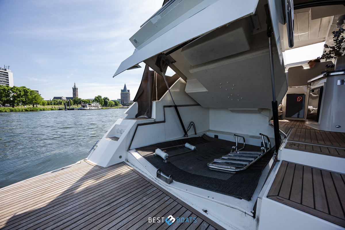 foto: 39 Galeon 385 HTS