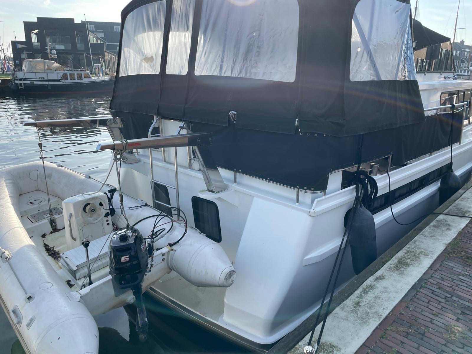 foto: 15 Valk  Voyager ( Woonboot )