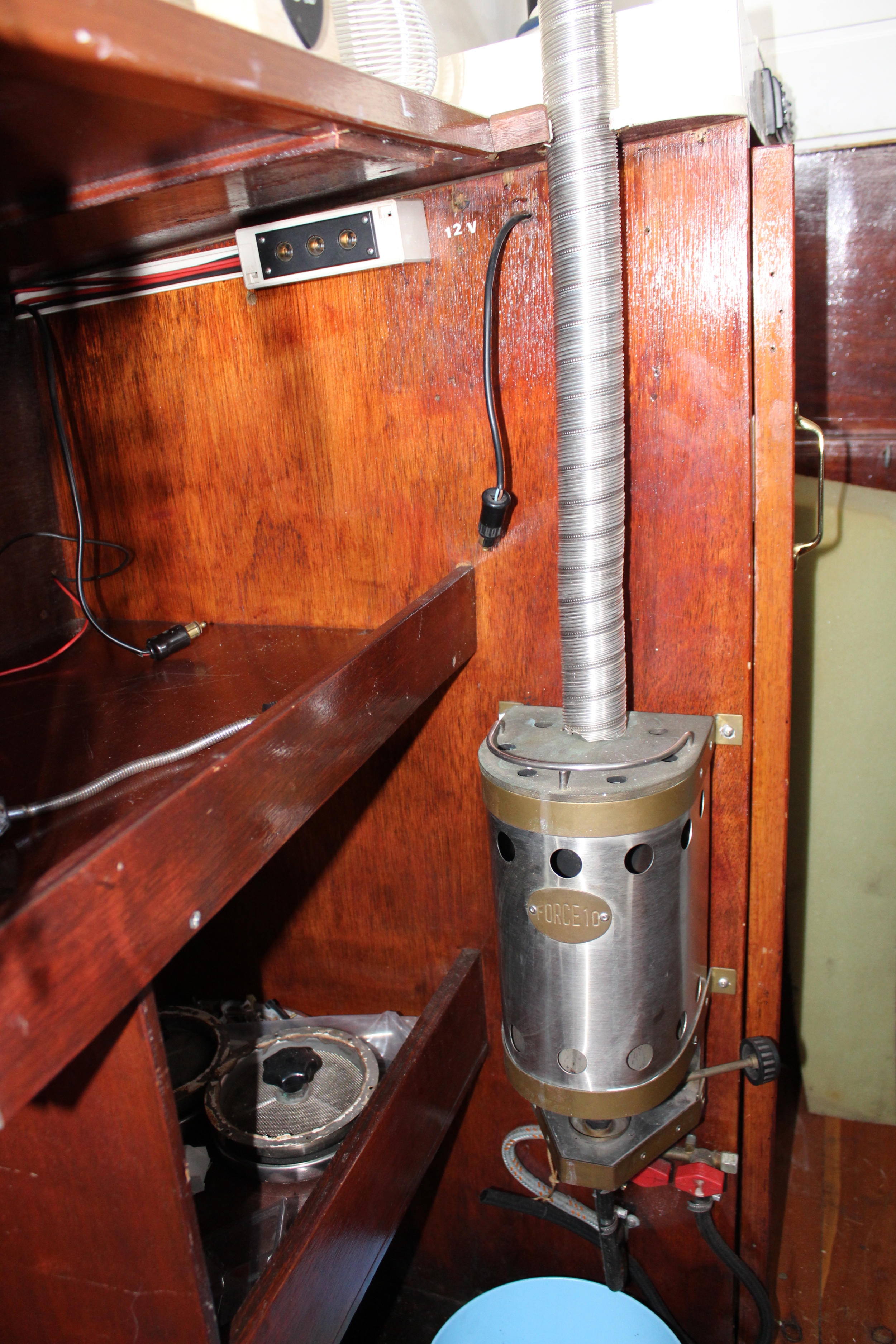 foto: 25 Cabin 9.75