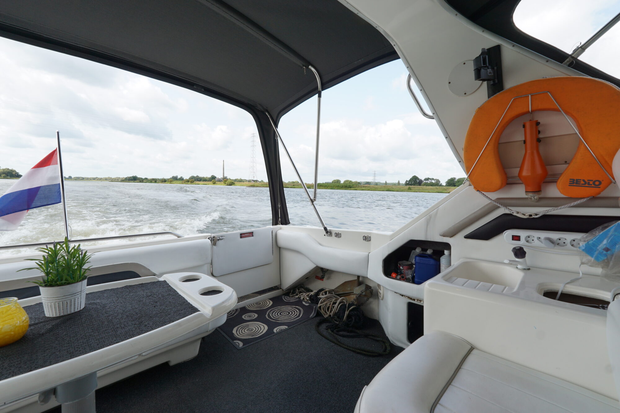 foto: 47 Sea Ray Sea Ray 400 Express Cruiser