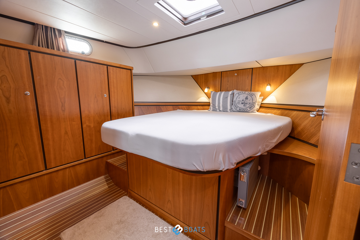 foto: 28 Linssen Grand Sturdy 410 Sedan