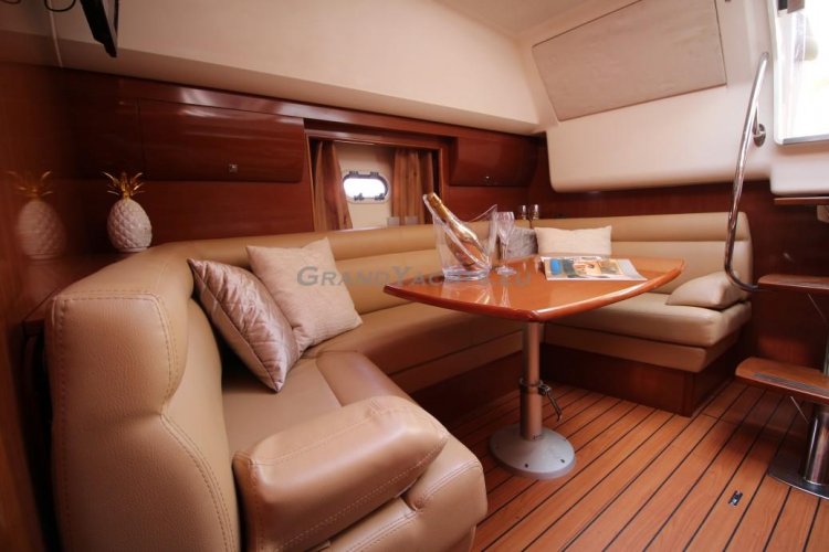 foto: 58 Prestige 38S