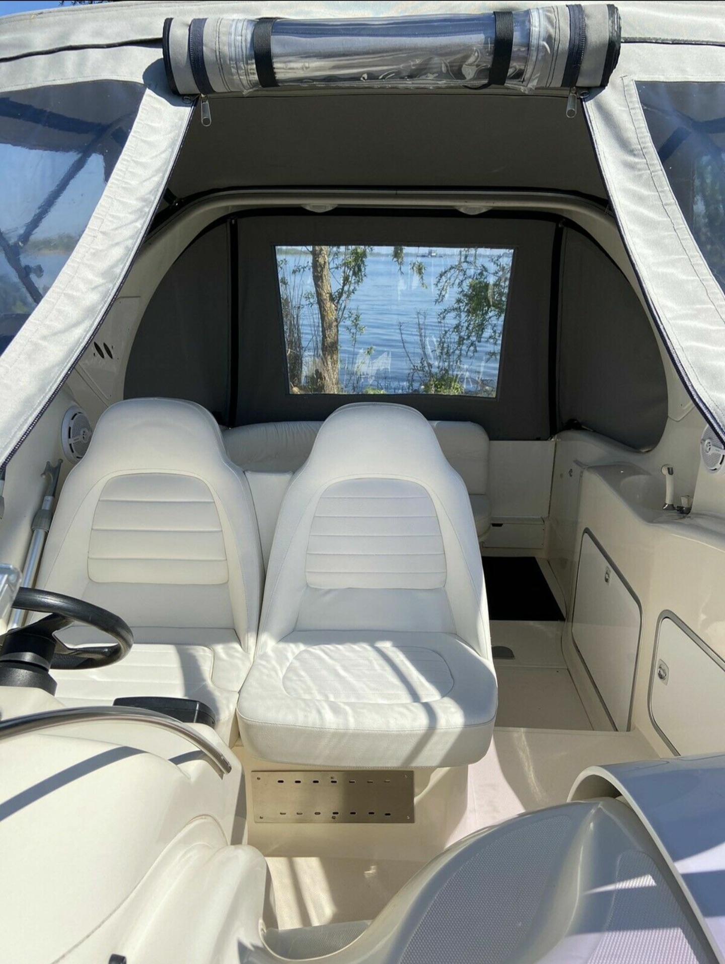 foto: 32 Gobbi 245 Cabin
