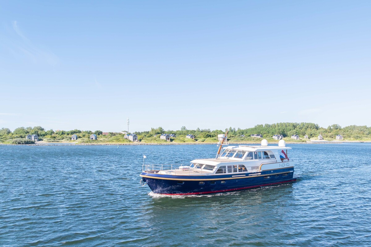 foto: 144 Linssen Grand Sturdy 590 AC Wheelhouse L-Class