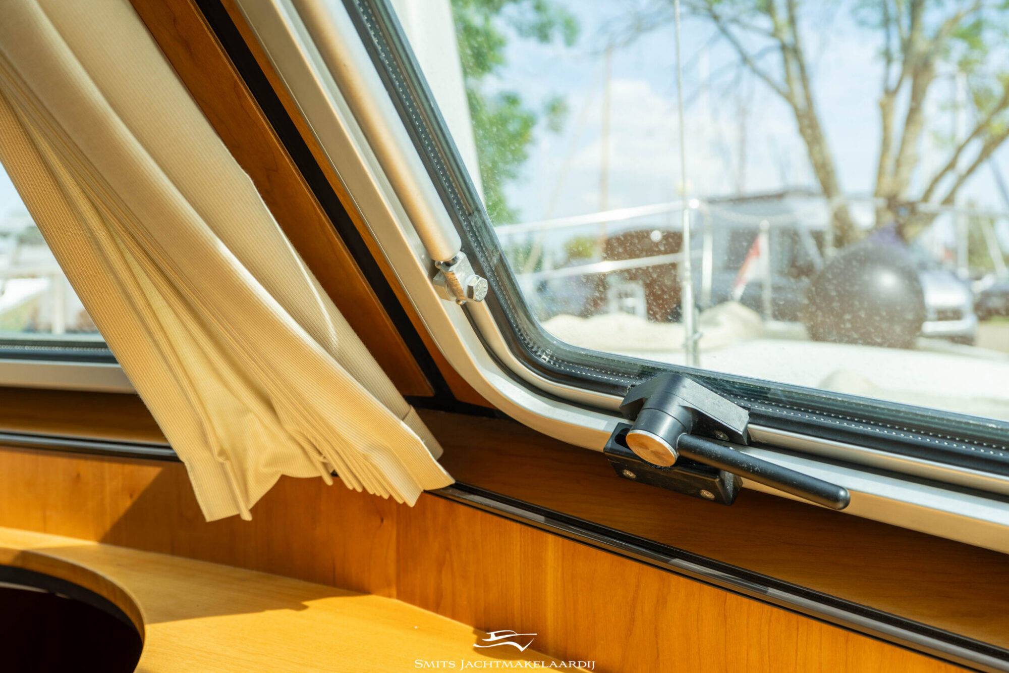 foto: 28 Linssen Linssen Grand Sturdy 43.9 AC