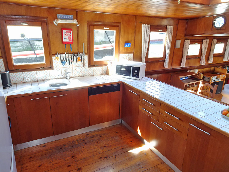 foto: 60 Katwijker 26.13 Varend Woonschip met CBB