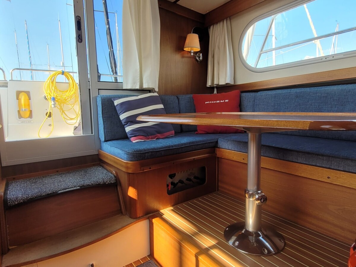 foto: 24 Nimbus 380 Commander