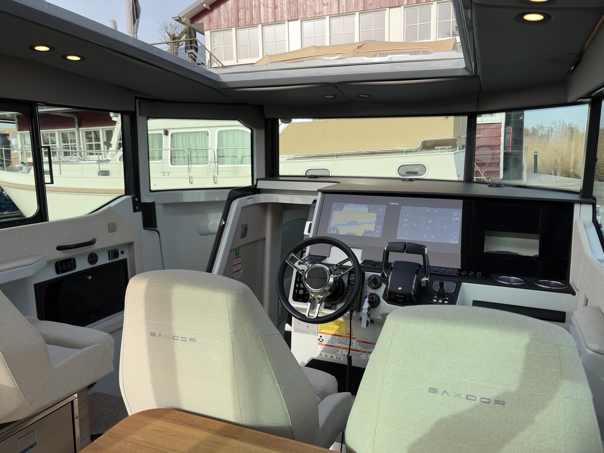 foto: 15 Saxdor 320 GTC