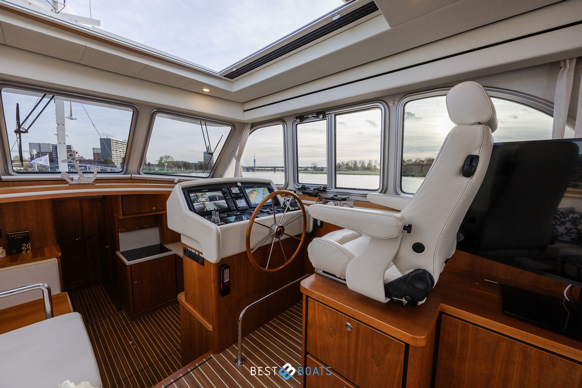 foto: 42 Linssen Grand Sturdy 470 Wheelhouse