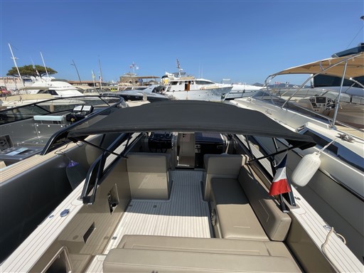 foto: 25 Vandutch 32