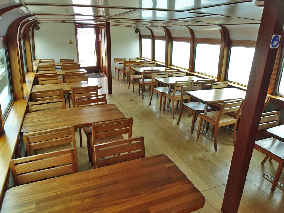 foto: 46 Dagpassagiersschip 152 pers