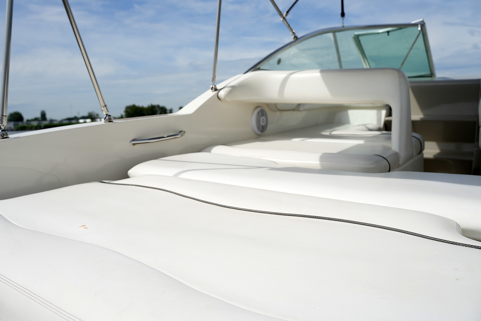 foto: 37 Sea Ray 255 Sundancer