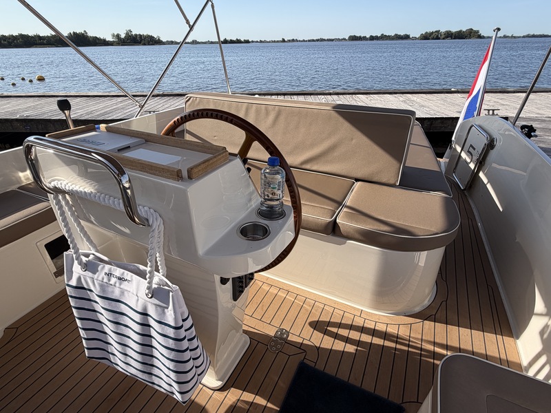 foto: 26 Intender 950 Cabrio