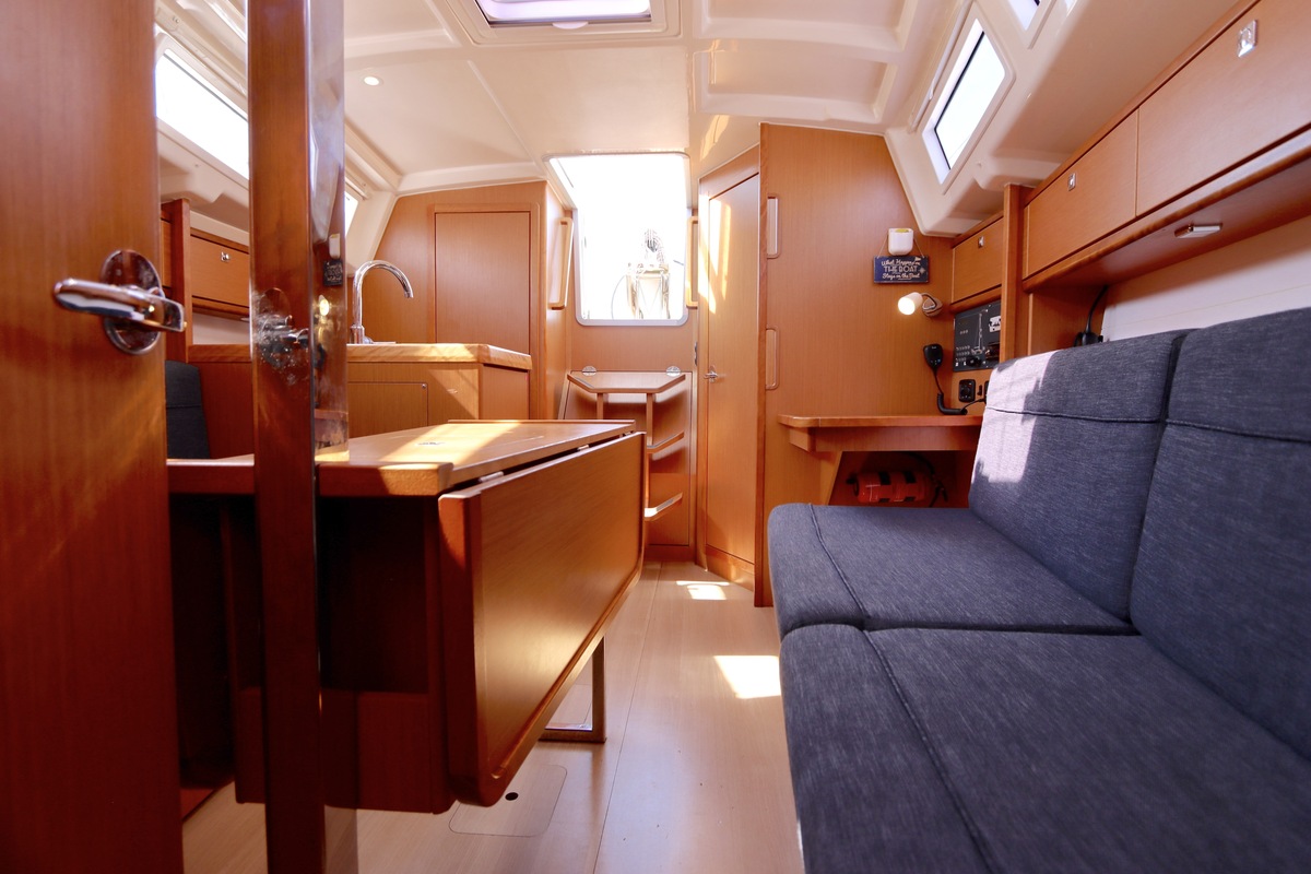 foto: 31 Bavaria 33 Cruiser