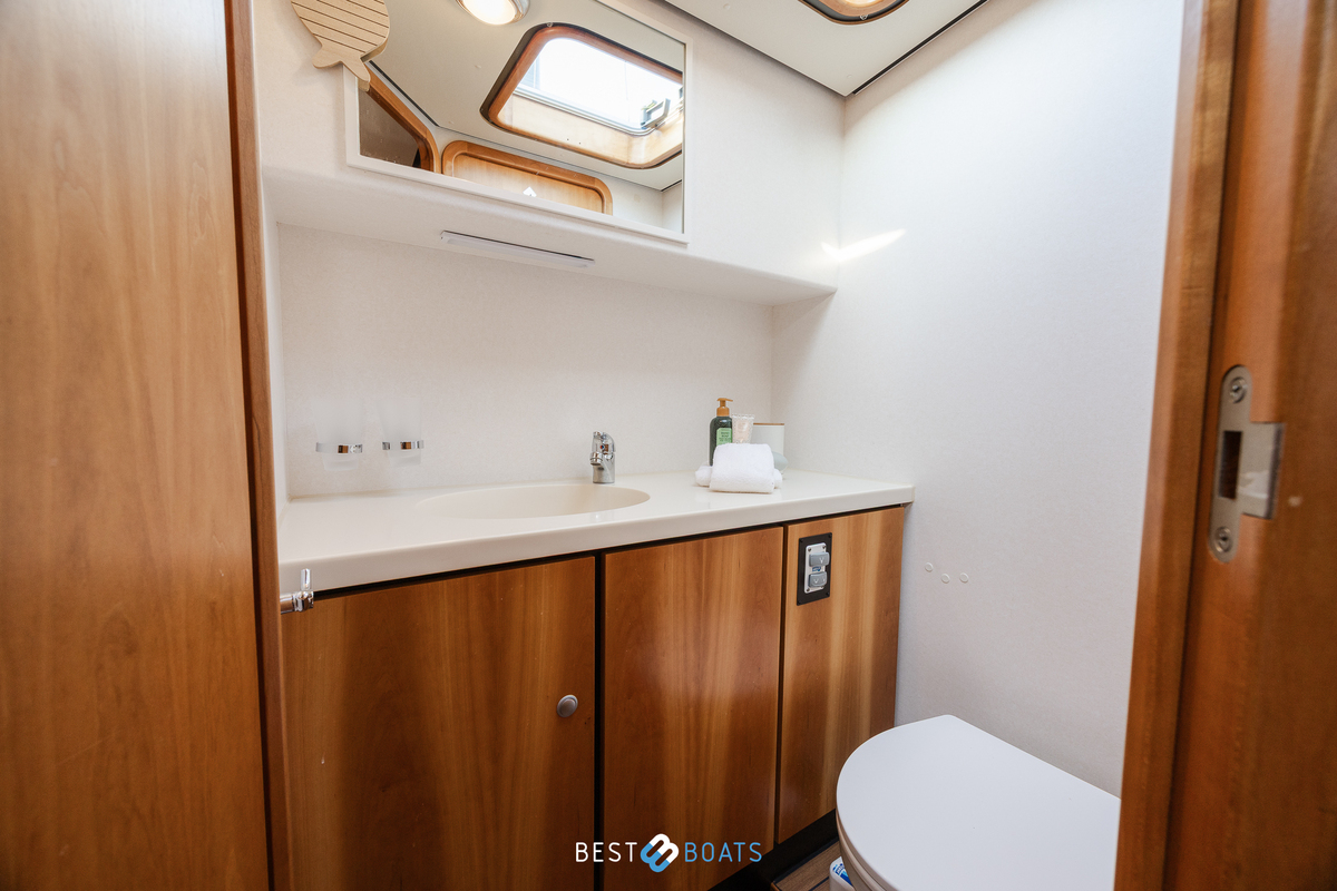 foto: 37 Linssen Grand Sturdy 40.9 AC