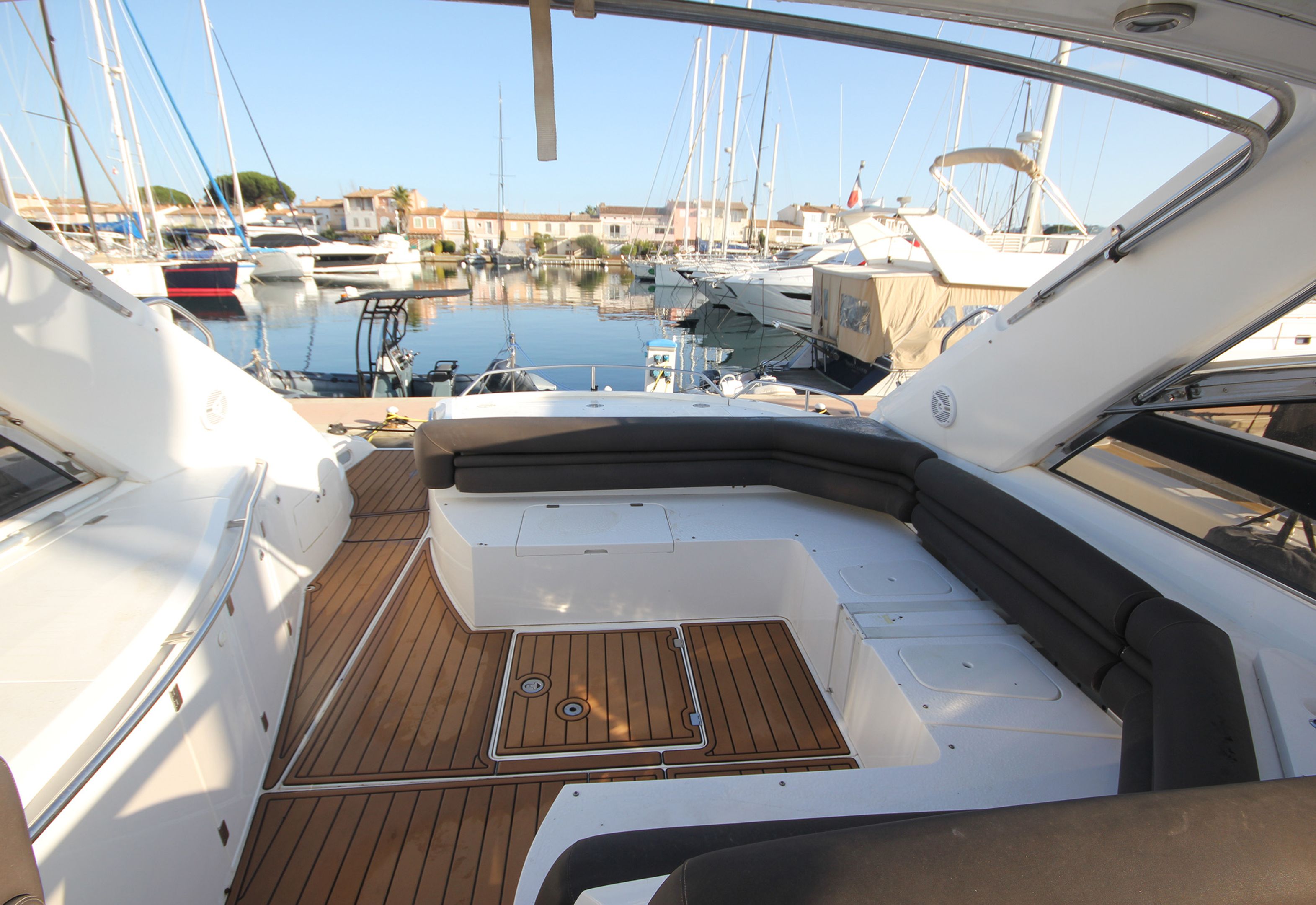 foto: 15 Sunseeker Portofino 53